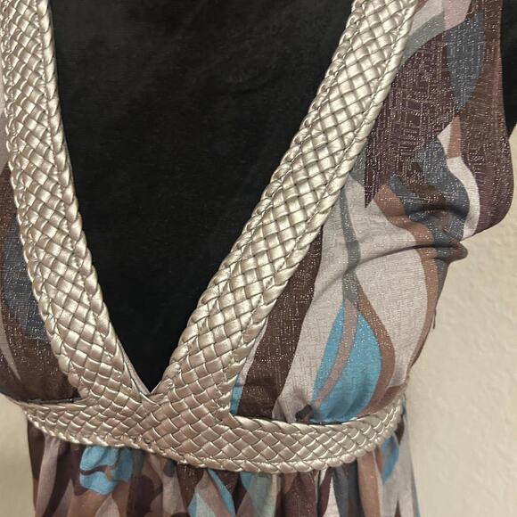 Vintage Self Esteem Brown and blue abstract print V-neck top with silver belting - Picture 4 of 7